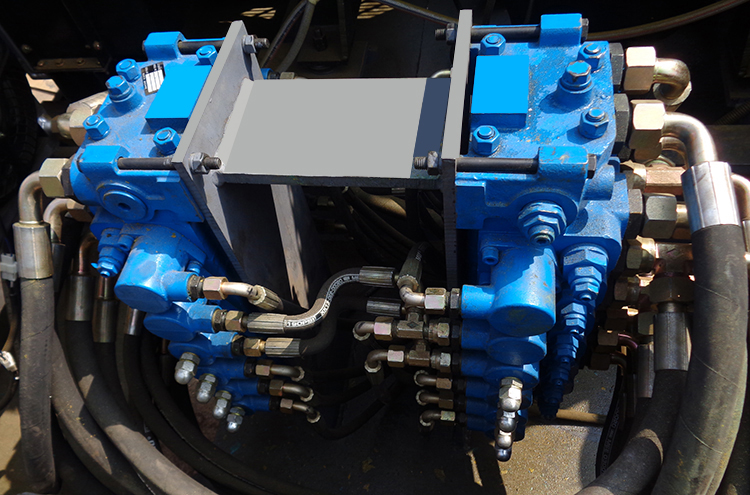 多路换向阀是旋挖钻机液压系统中重要的液压元件